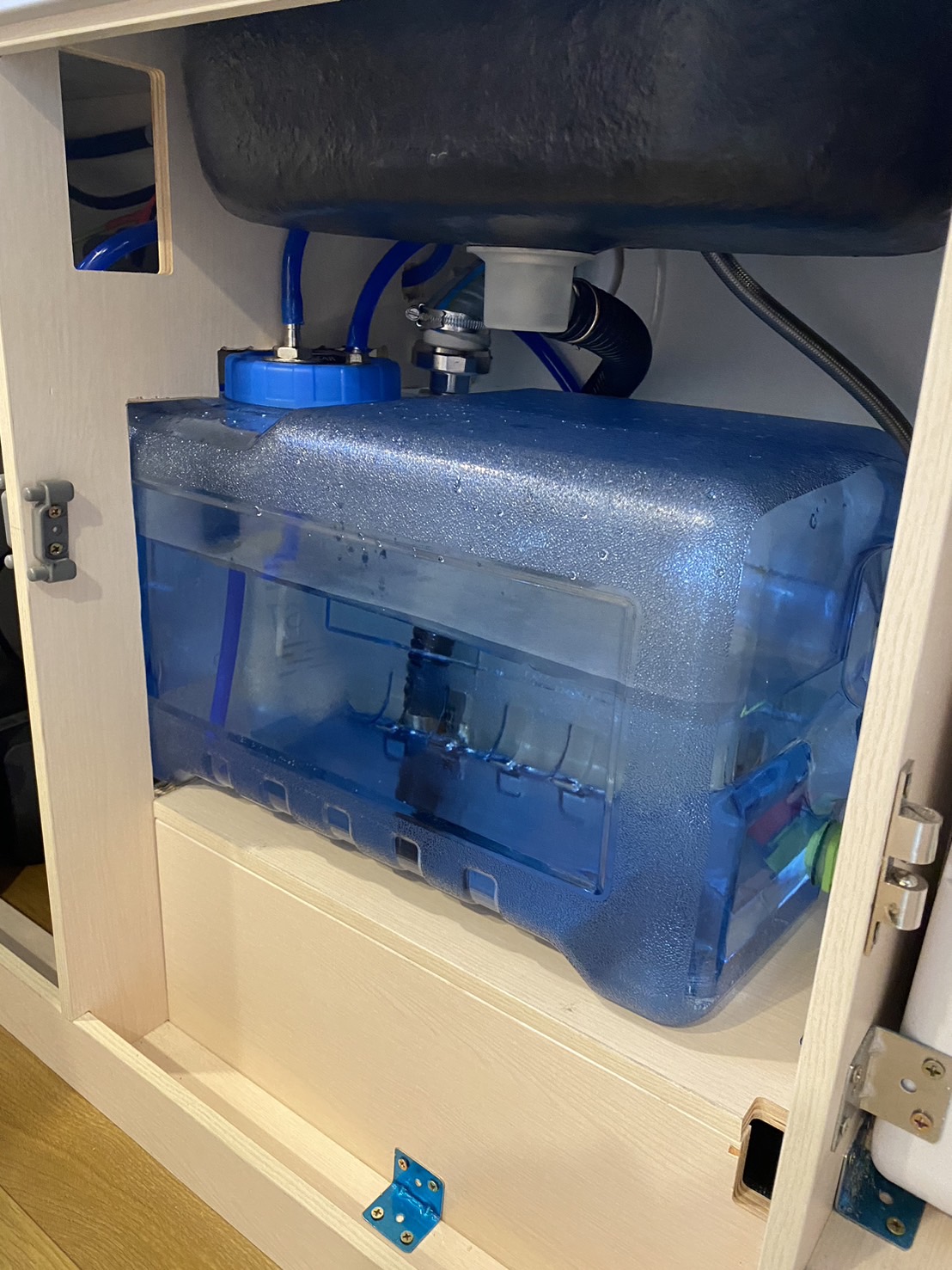 【水タンクホース交換作業！】